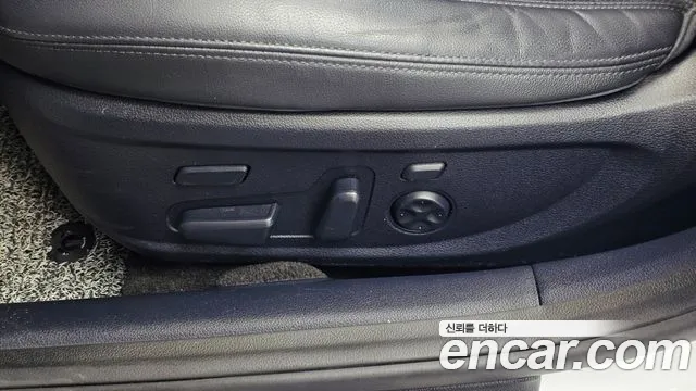 Hyundai Grandeur Новый Grandeur IG 3.0 LPi (Для проката) — Фото автомобиля 27