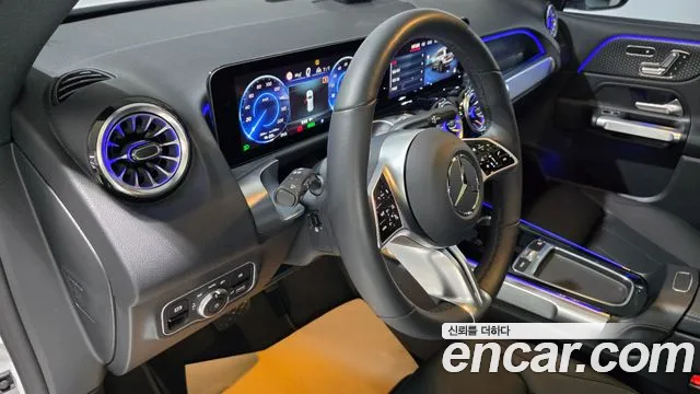 Mercedes-Benz EQB X243 — Фото автомобиля 14