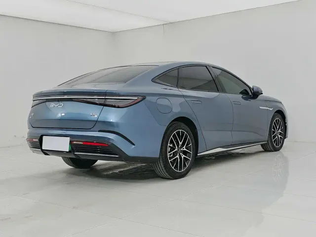 BYD Seal — Фото автомобиля 6