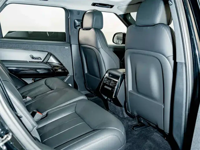 Land Rover Range Rover Sport — Фото автомобиля 22