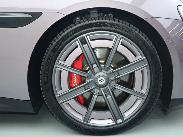 Xiaomi SU7 — Фото автомобиля 22