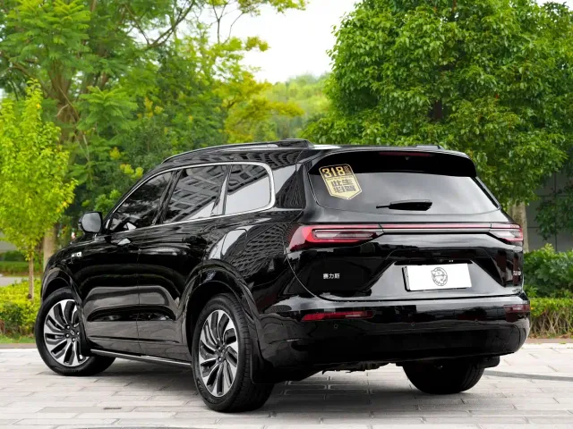 Aito M7 — Фото автомобиля 7