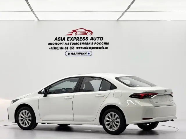 Toyota Corolla — Фото автомобиля 6