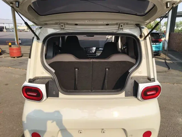 Wuling Hongguang Mini EV — Фото автомобиля 18