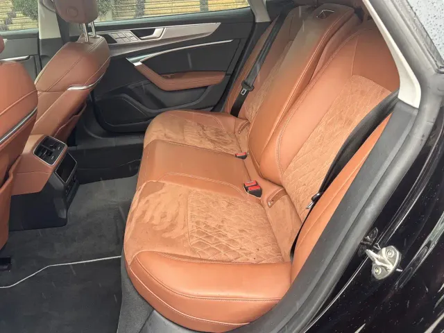 Audi A7L — Фото автомобиля 14