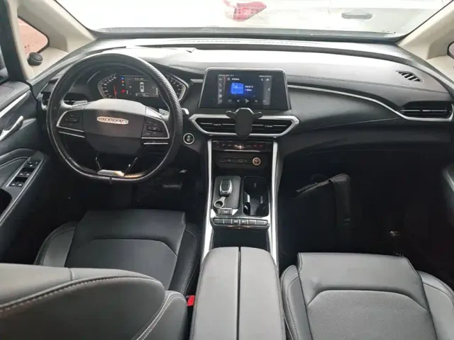 Maxus G50 — Фото автомобиля 9