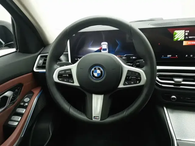 BMW i3 — Фото автомобиля 11