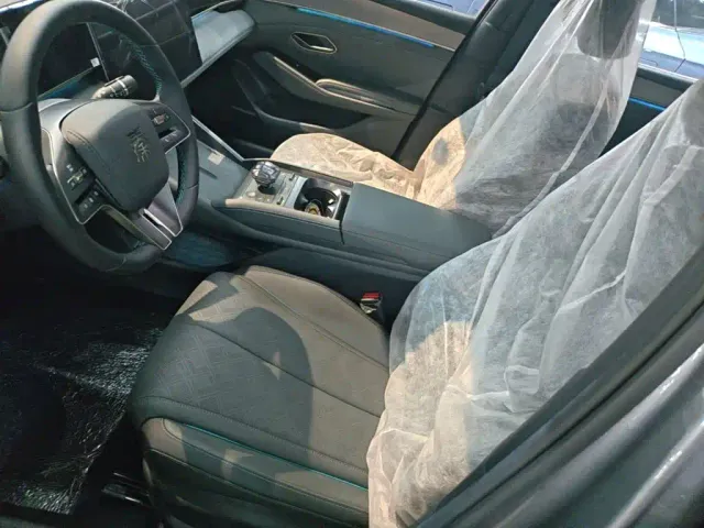 BYD Qin L — Фото автомобиля 14