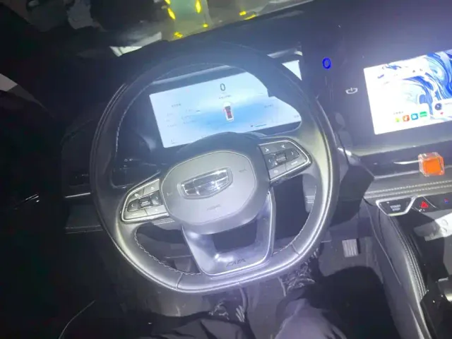Geely Xingyue L — Фото автомобиля 15