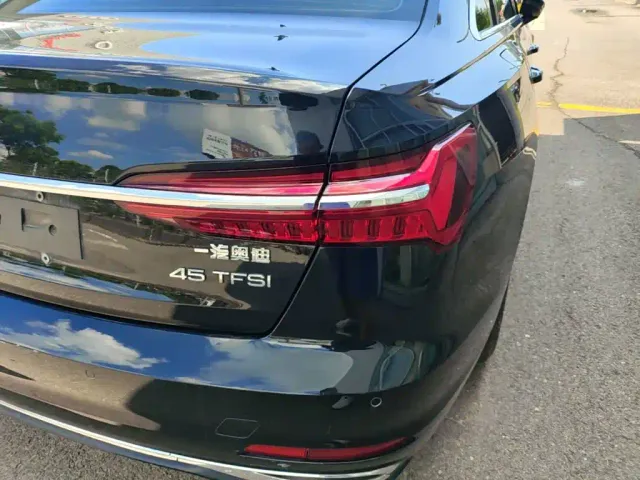 Audi A6L — Фото автомобиля 7