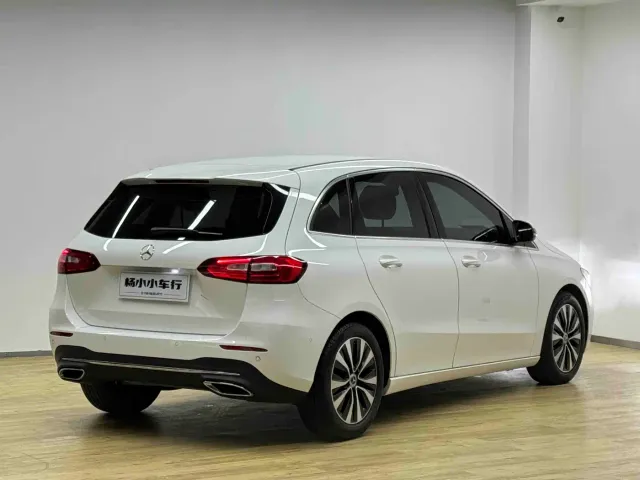 Mercedes-Benz B-Class — Фото автомобиля 7