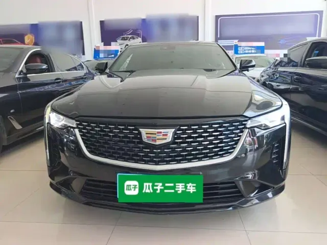 Cadillac CT4 — Фото автомобиля 2