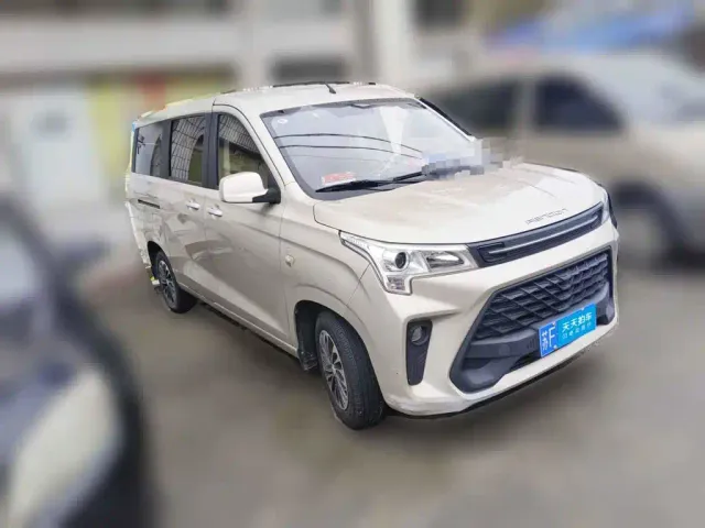 DFSK Fengguang 380 — Фото автомобиля 3