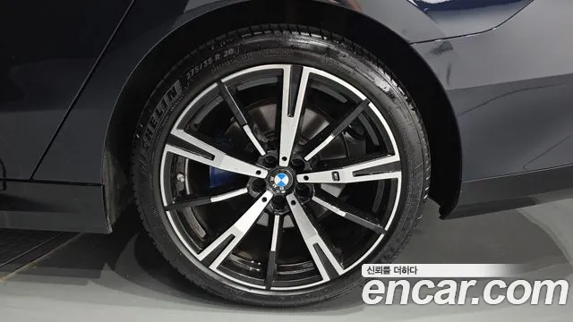 BMW 5-Series 5 серия (G60) 530i xDrive M Sport — Фото автомобиля 16