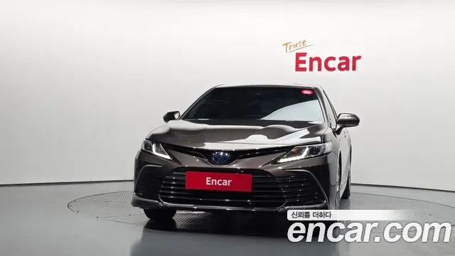 Toyota Camry — Фото автомобиля 3