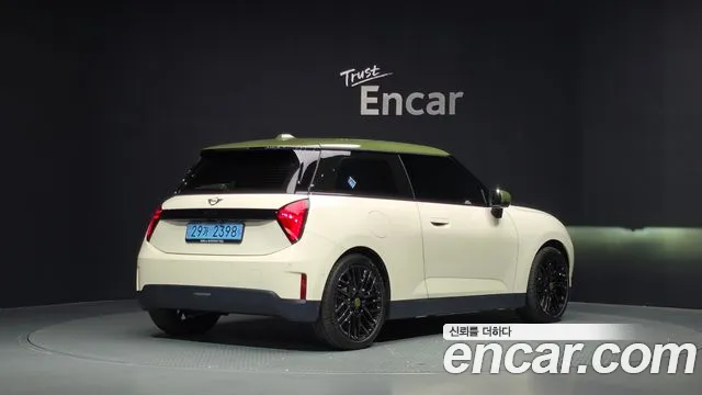 MINI Cooper — Фото автомобиля 2
