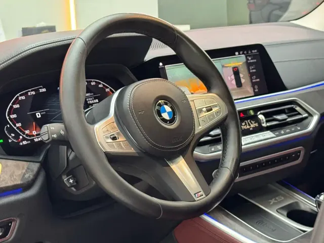 BMW X5 — Фото автомобиля 7