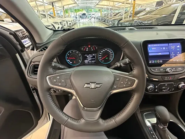 Chevrolet Equinox — Фото автомобиля 13