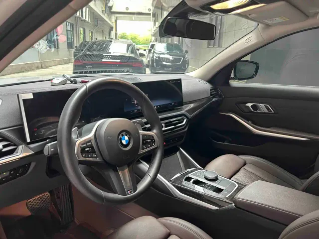 BMW 3 Series — Фото автомобиля 14