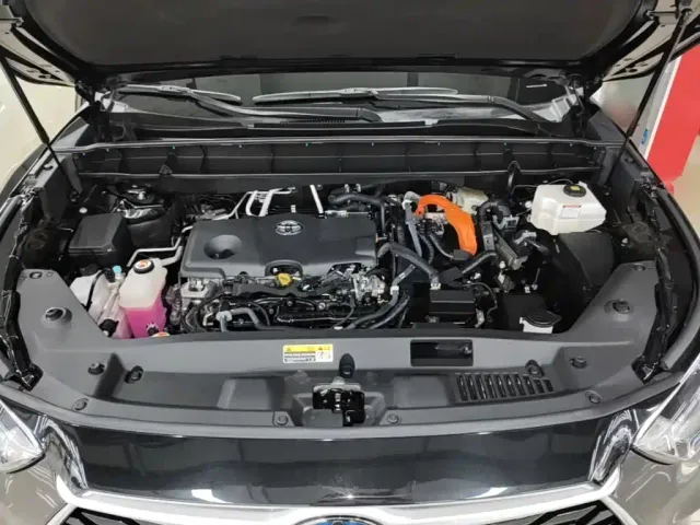 Toyota Highlander — Фото автомобиля 19