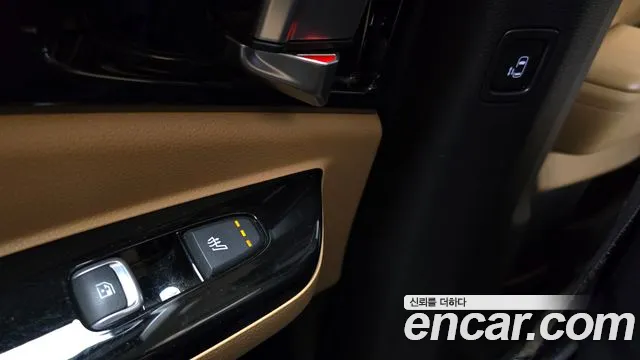 Kia Canival Carnival 4 поколение Бензин 9 мест Signature — Фото автомобиля 22