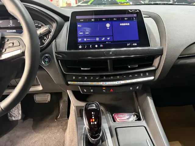 Cadillac CT5 — Фото автомобиля 12