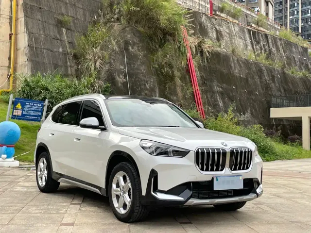 BMW X1 — Фото автомобиля 3