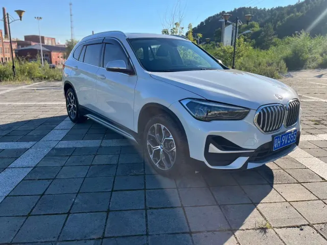 BMW X1 — Фото автомобиля 3