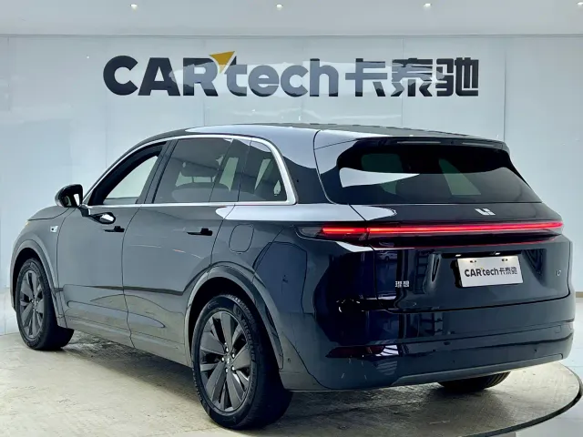 Li Auto L7 — Фото автомобиля 6