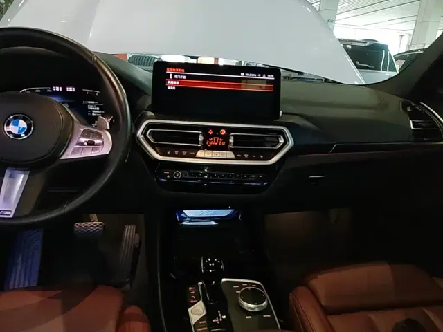 BMW X3 — Фото автомобиля 12