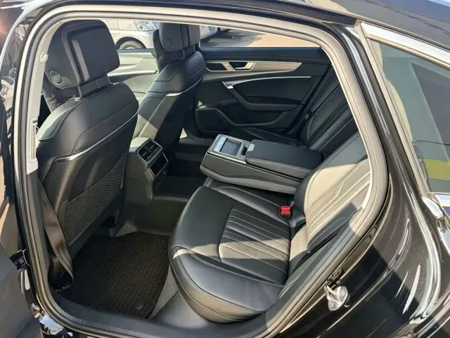 Audi A6L — Фото автомобиля 6