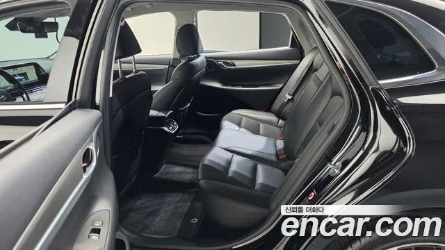 Hyundai Grandeur Grandeur (New) — Фото автомобиля 17