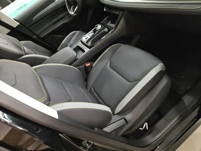 Ford Lingrui — Фото автомобиля 24