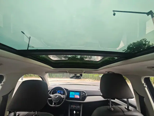 Jetta VS7 — Фото автомобиля 12