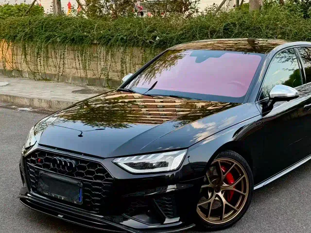 Audi S4 — Фото автомобиля 2