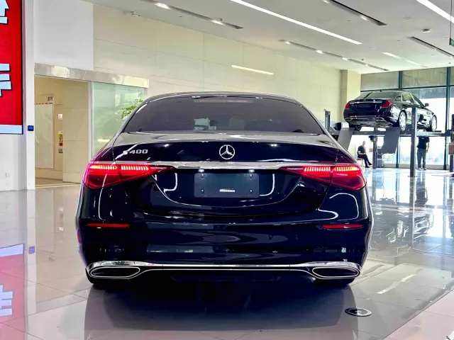 Mercedes-Benz S-Class — Фото автомобиля 10