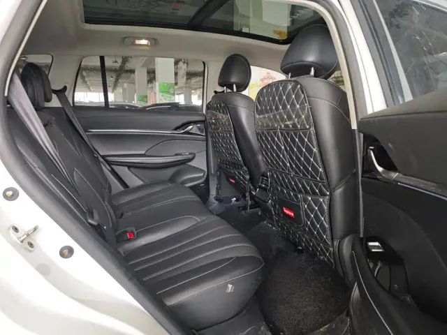 Roewe RX5 eMAX — Фото автомобиля 22