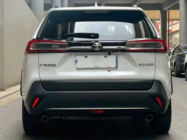 Toyota Wildlander — Фото автомобиля 4
