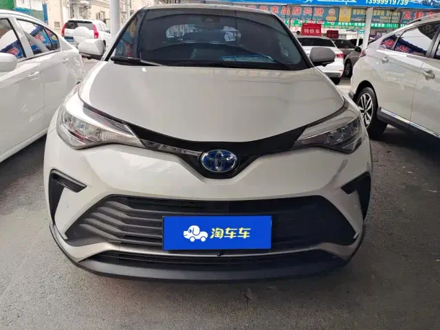 Toyota IZOA — Фото автомобиля 2