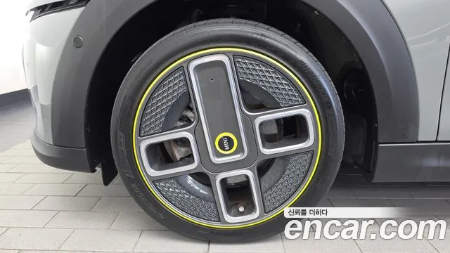 MINI Cooper Cooper Electric — Фото автомобиля 5