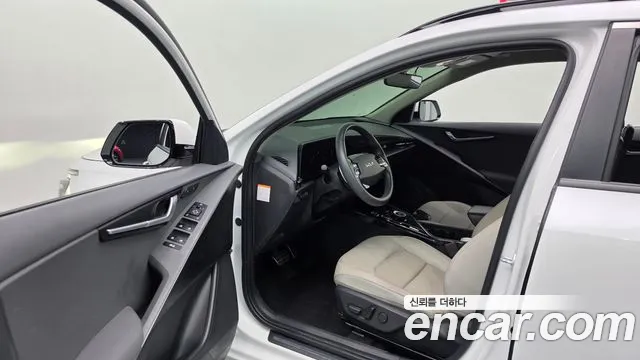 Kia Niro The All New Niro Signature — Фото автомобиля 10