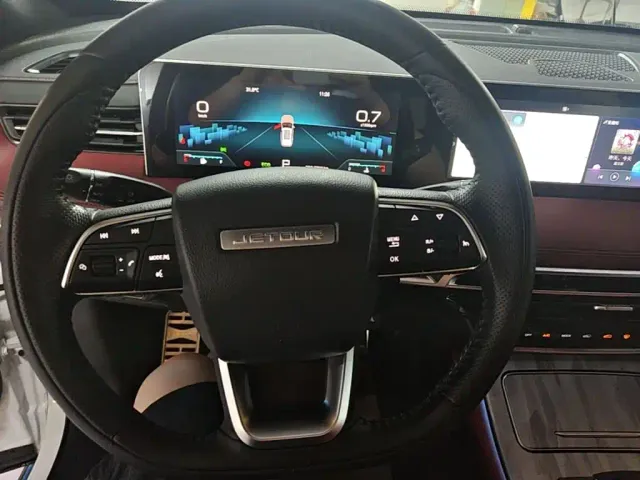 Jetour X70 Plus — Фото автомобиля 10