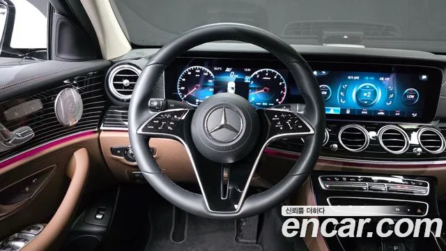 Mercedes-Benz E-Class — Фото автомобиля 10