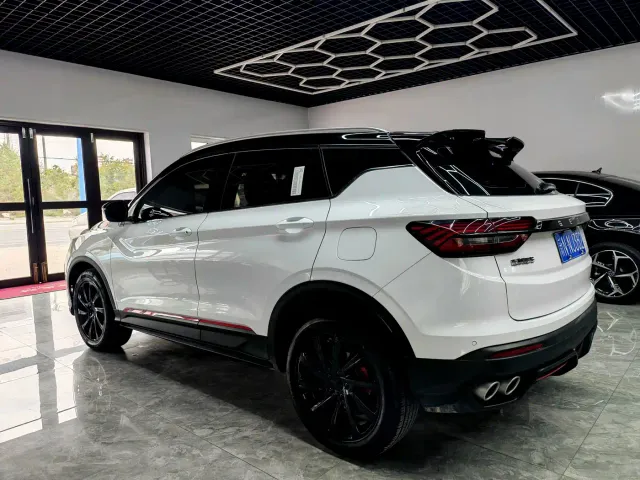 Geely Binyue — Фото автомобиля 6