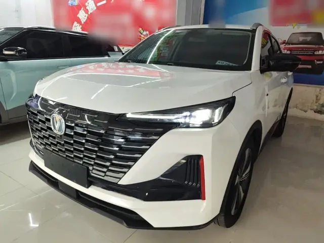 Фотография автомобиля — Changan CS55 Plus