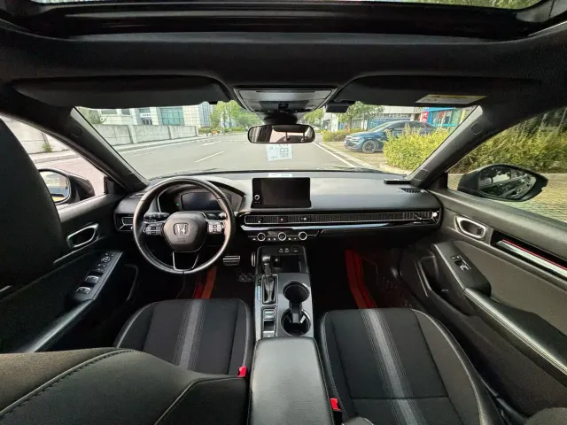 Honda Civic — Фото автомобиля 5