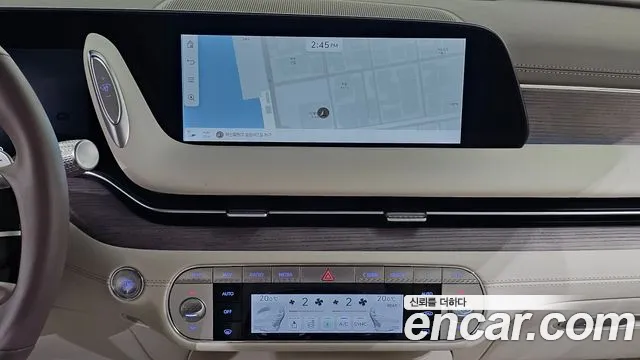 Genesis G90 — Фото автомобиля 14