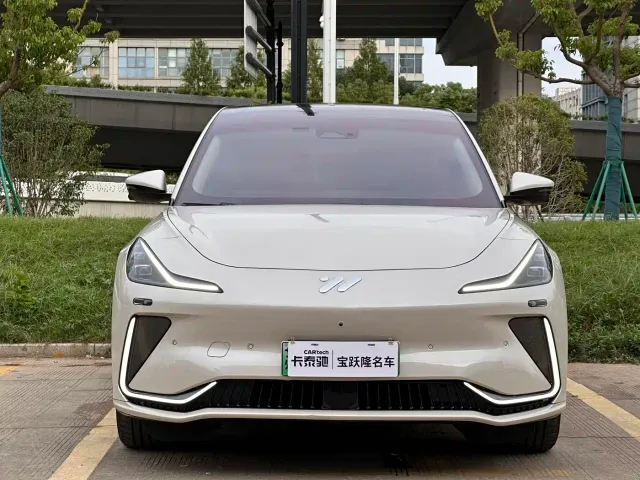 IM Motors IM LS7 2023 Model 90kWh Elite RWD Edition — Фото автомобиля 2
