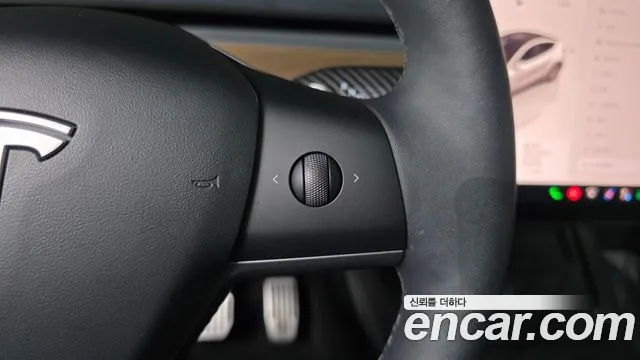 Tesla Model Y — Фото автомобиля 29