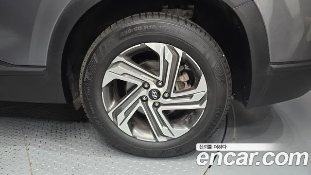 Hyundai Santafe Новый Santa Fe Дизель 2.2 2WD — Фото автомобиля 21